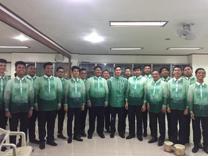 Koro de San Jose (All Male Choir)