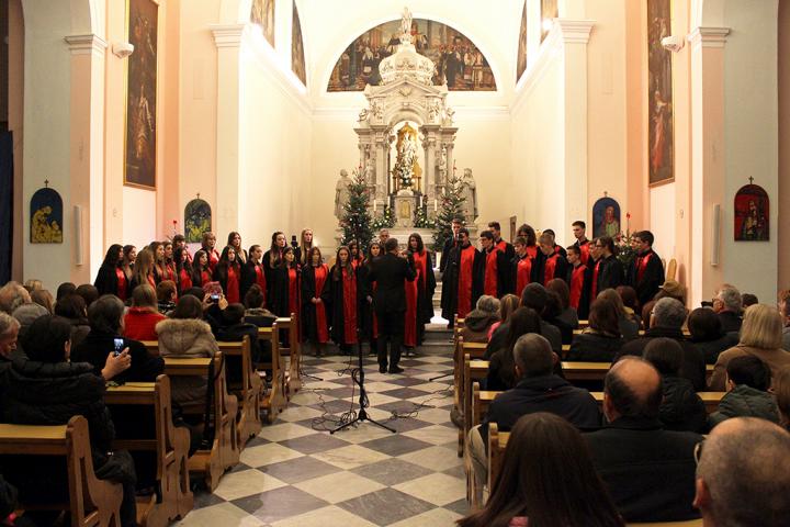 "Marko Marulić" High School Mixed Choir